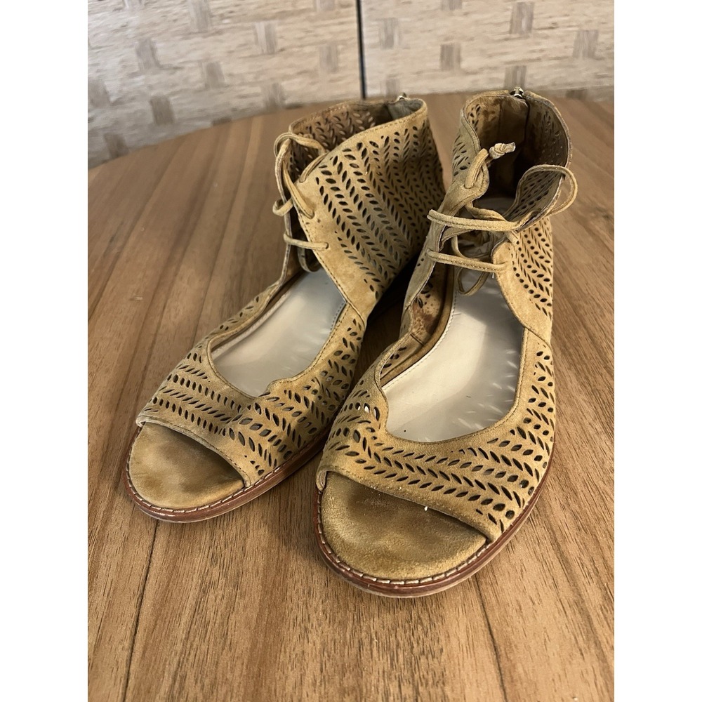 Vince Camuto Tan Suede Lace-up Sandals Women's Open Toe Wedge Heel 9 M‎